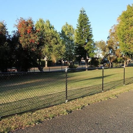 فندق Acclaim Kingsway Tourist Park Madeley المظهر الخارجي الصورة
